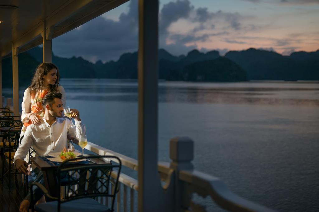 Paradise Sails Cruise Ha Long Exterior photo