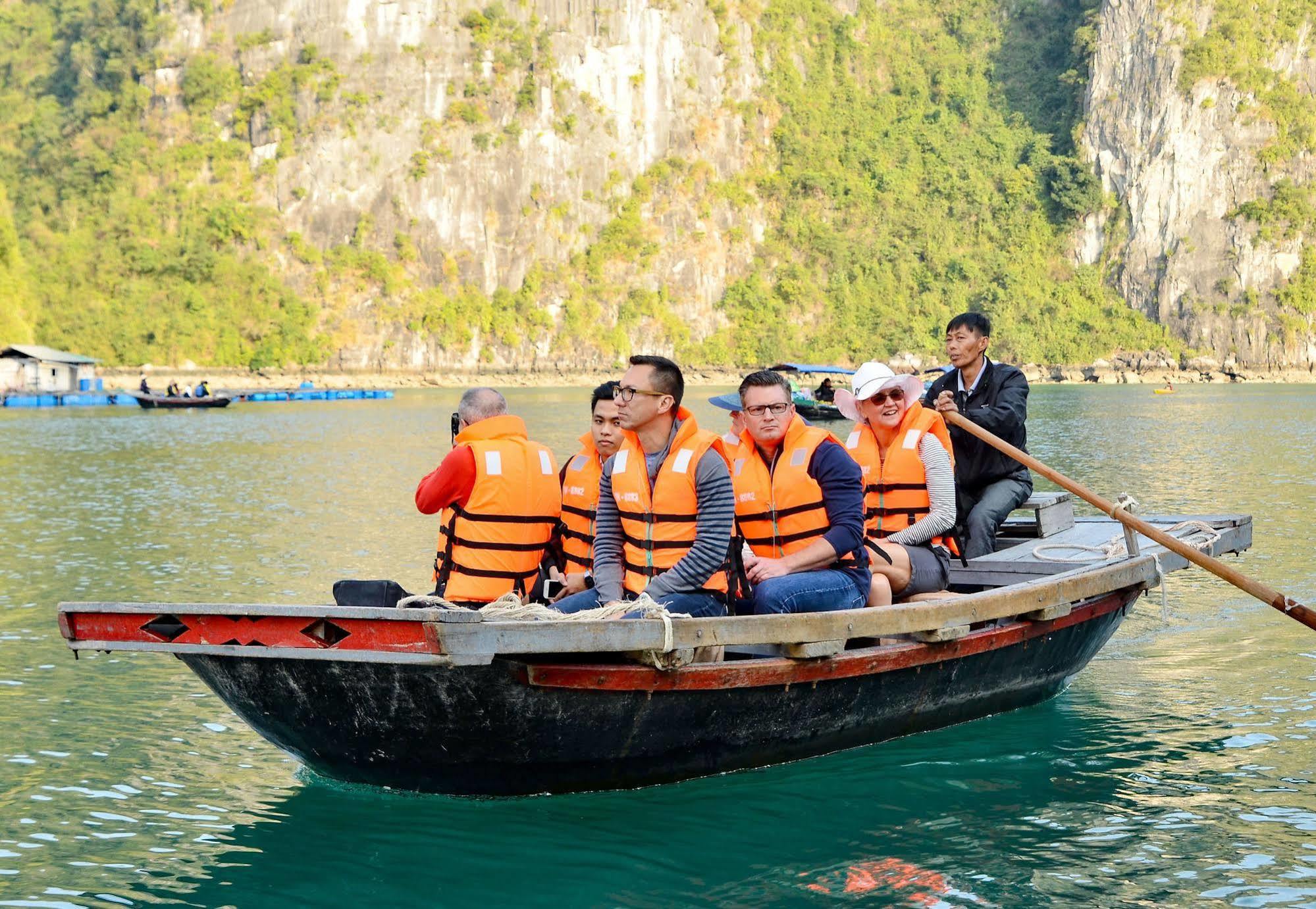 Paradise Sails Cruise Ha Long Exterior photo