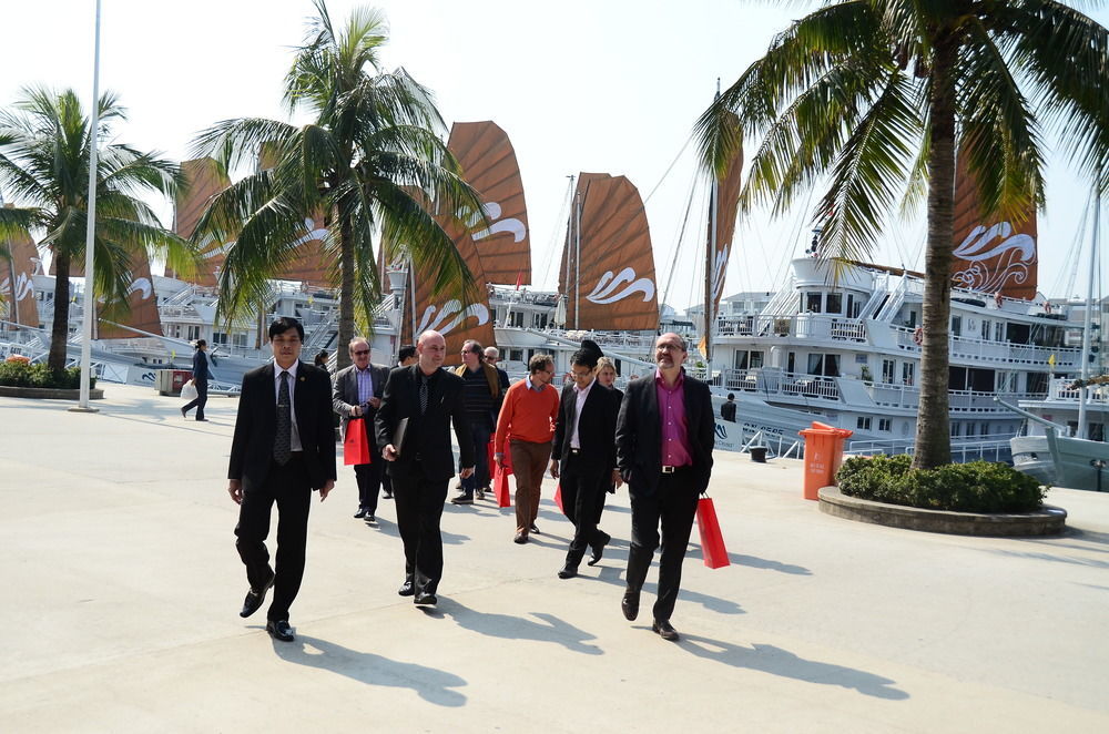 Paradise Sails Cruise Ha Long Exterior photo