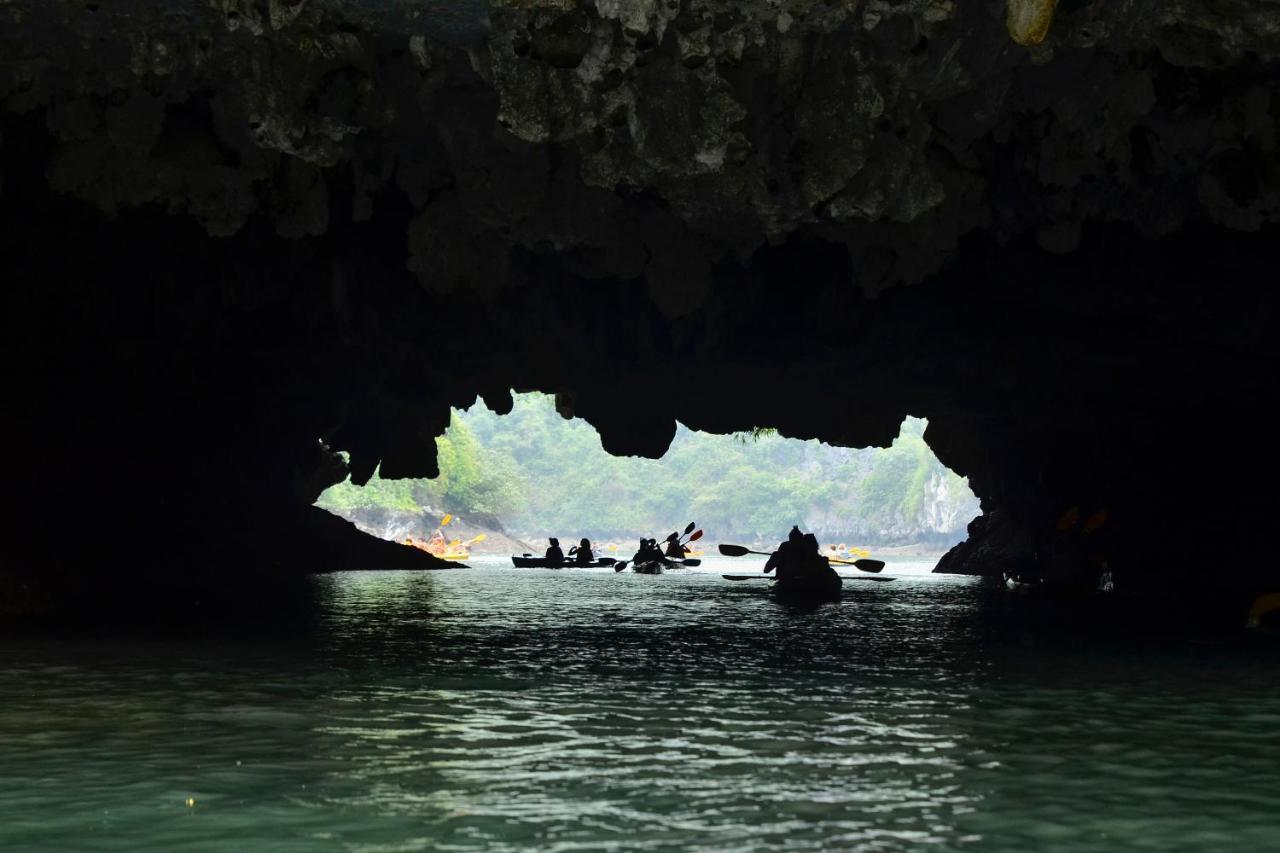 Paradise Sails Cruise Ha Long Exterior photo